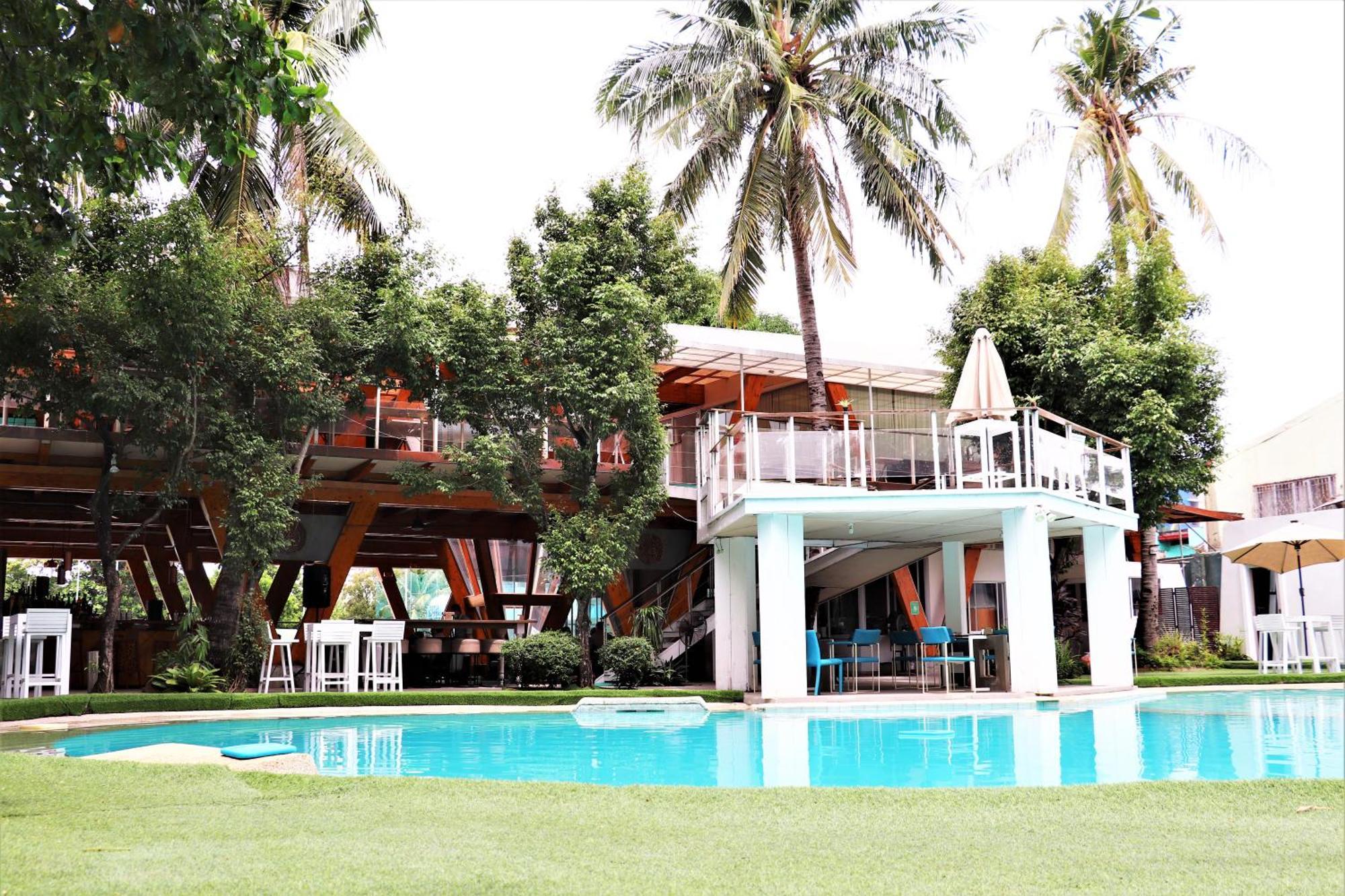 סבו Asmara Urban Resort & Lifestyle Village Powered By Aston מראה חיצוני תמונה